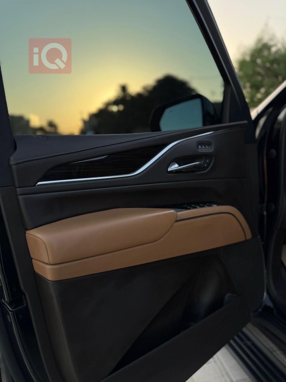 كاديلاك اسكاليد